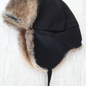 Muskrat fur and wool trapper hat